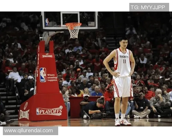 火箭队传奇姚明的精彩瞬间与篮球生涯回顾图片集 火箭队传奇姚明的精彩瞬间与篮球生涯回顾图片集